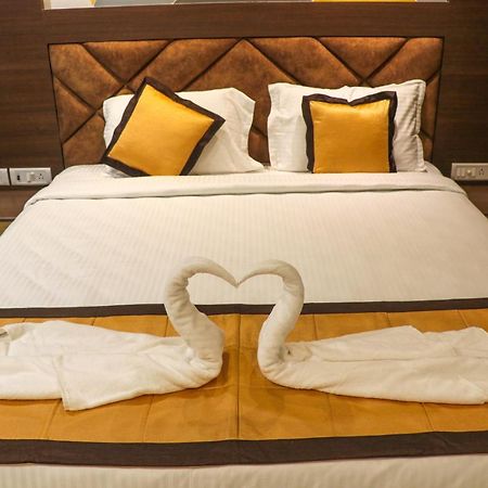 Honey Hive Hotel พอร์ตแบลร์ ภายนอก รูปภาพ